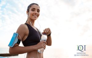 Atividades físicas saudáveis para realizar no calor